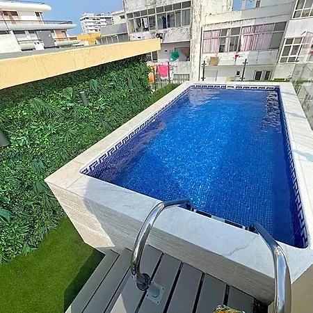 Sunny, The House - Al * Фару